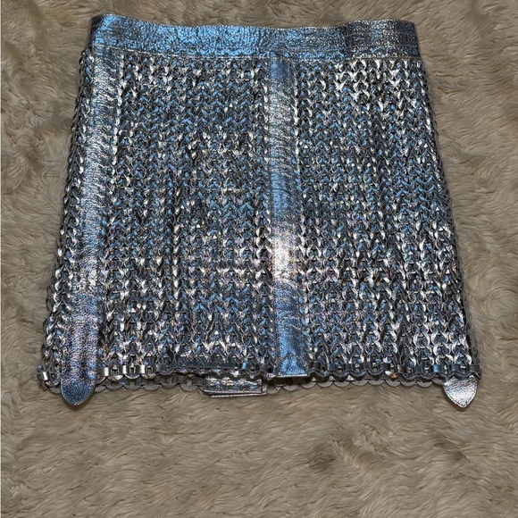 NWT Nonchalant Label Knight Skirt in Silver - Size Medium - Picture 4 of 7